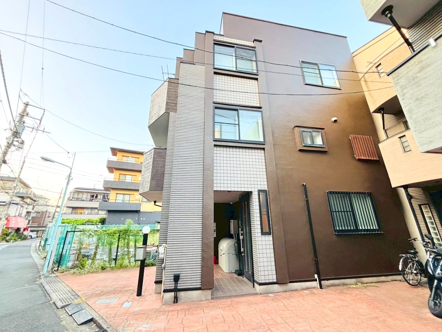 豊島区池袋本町1丁目/中古一戸建て(収益)/1億900万