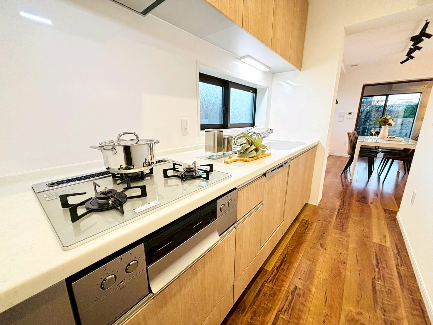 杉並区松庵1丁目／中古一戸建て／1億1250万