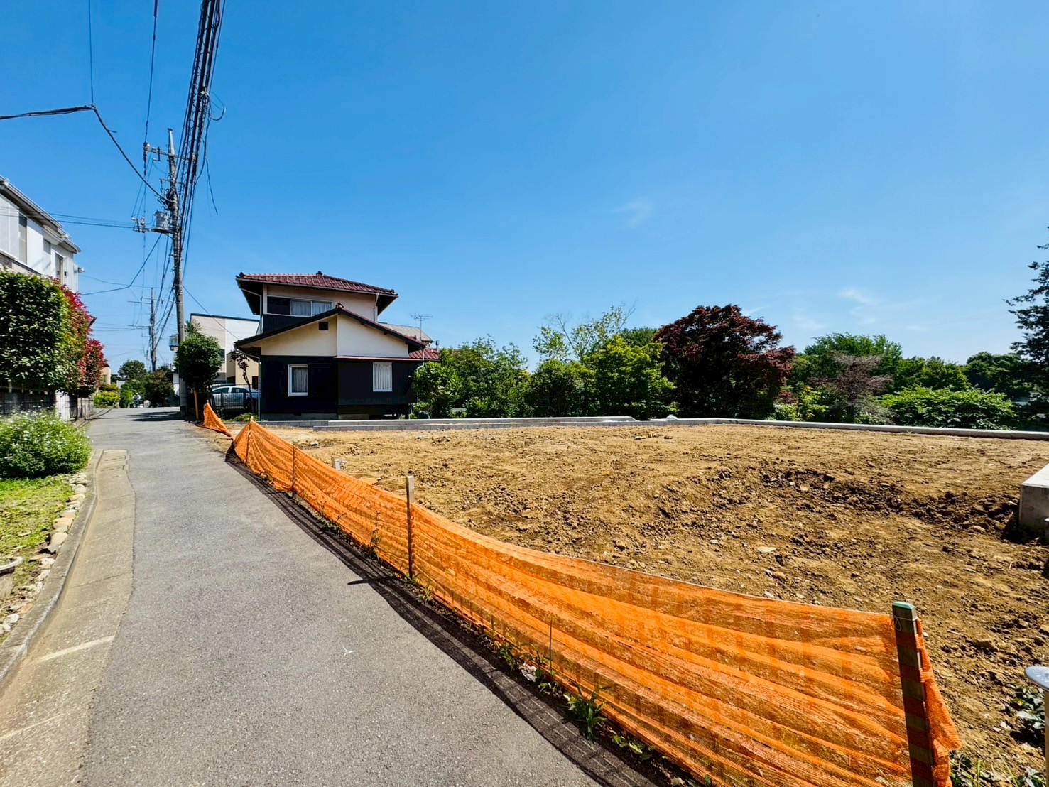 杉並区成田西3丁目／売地／2区画／8500万円