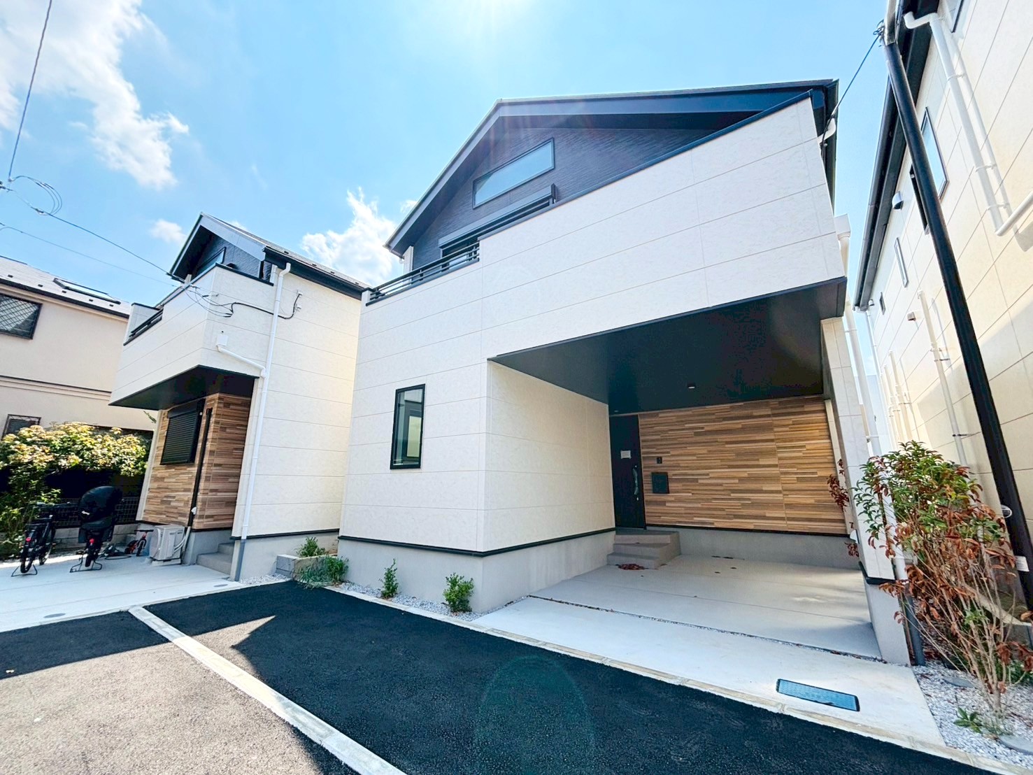 練馬区石神井町8丁目／新築一戸建て／2号棟7799万