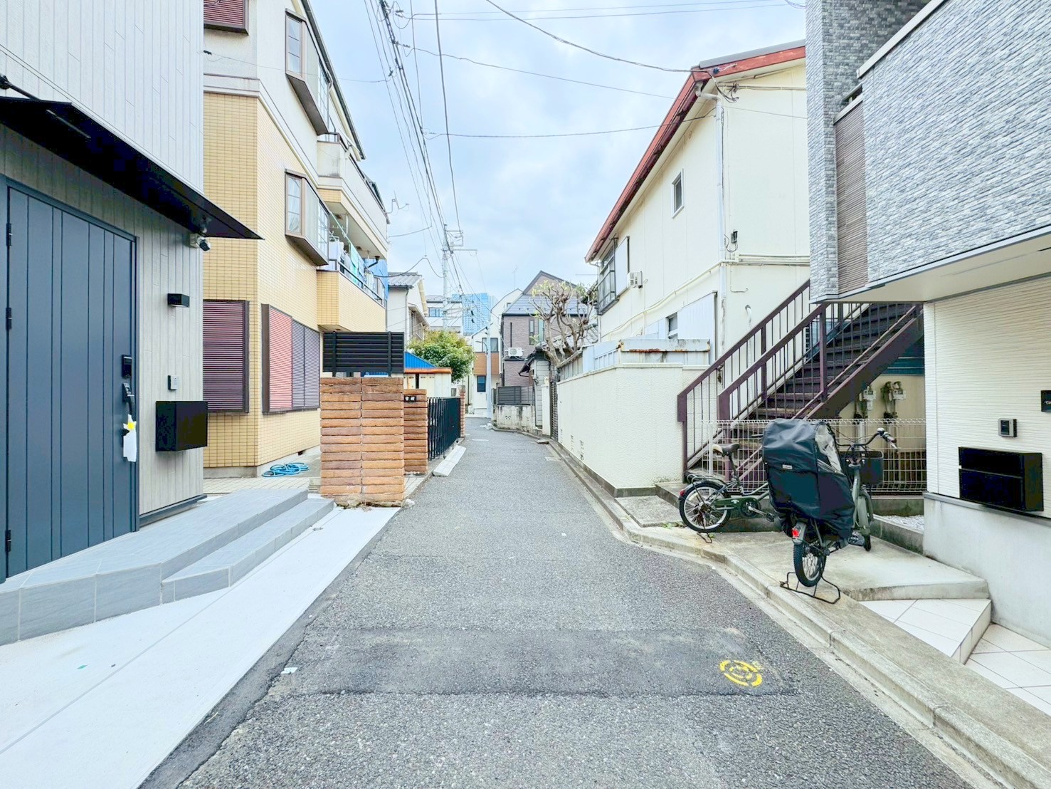 新宿区高田馬場4丁目　中古一戸建て