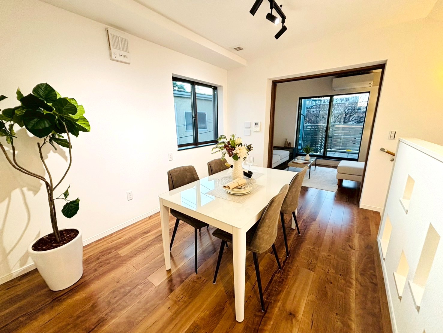 杉並区松庵1丁目／中古一戸建て／1億1250万