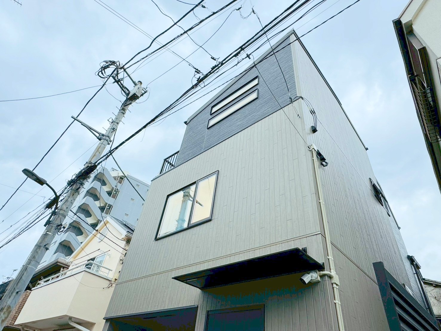 新宿区高田馬場4丁目　中古一戸建て