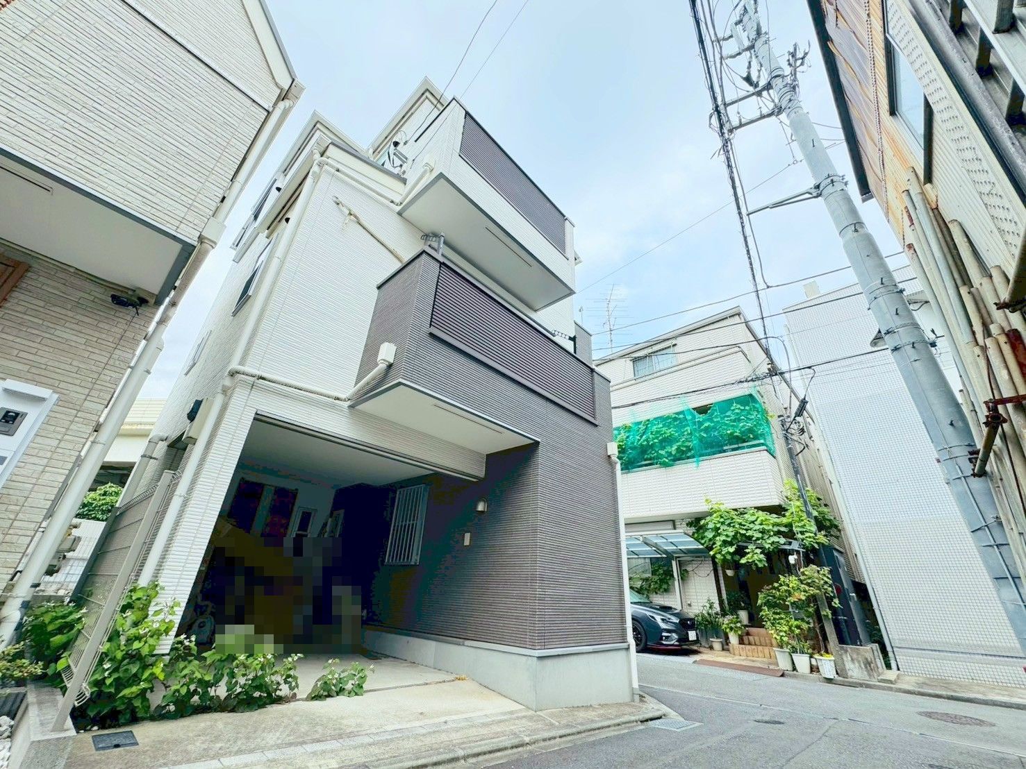 新宿区南元町／中古一戸建て／9380万