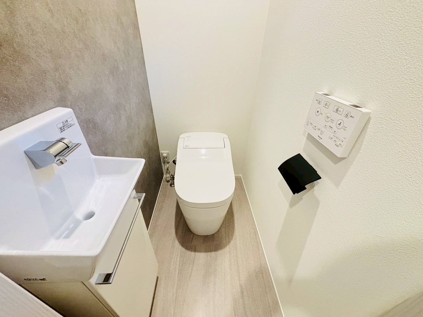 杉並区西荻北1丁目／新築一戸建て／9980万