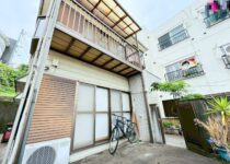 北区岸町2丁目／中古一戸建て(再建築不可)／4900万