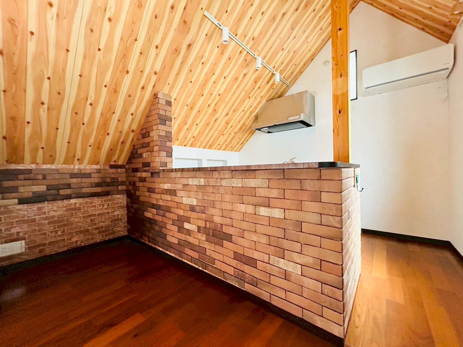 中野区本町5丁目／中古一戸建て／7500万