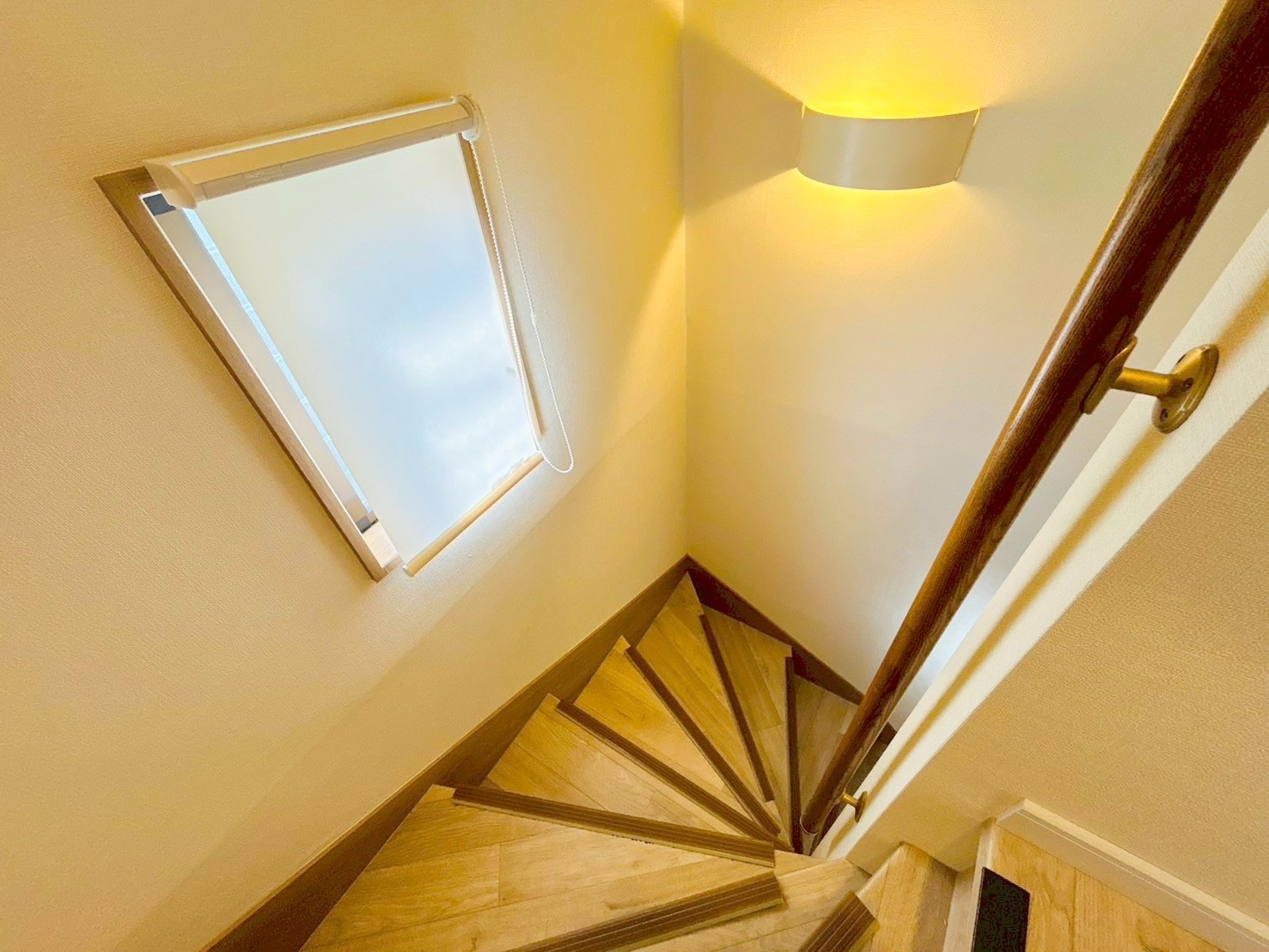 新宿区上落合2丁目／中古一戸建て(収益)／6980万