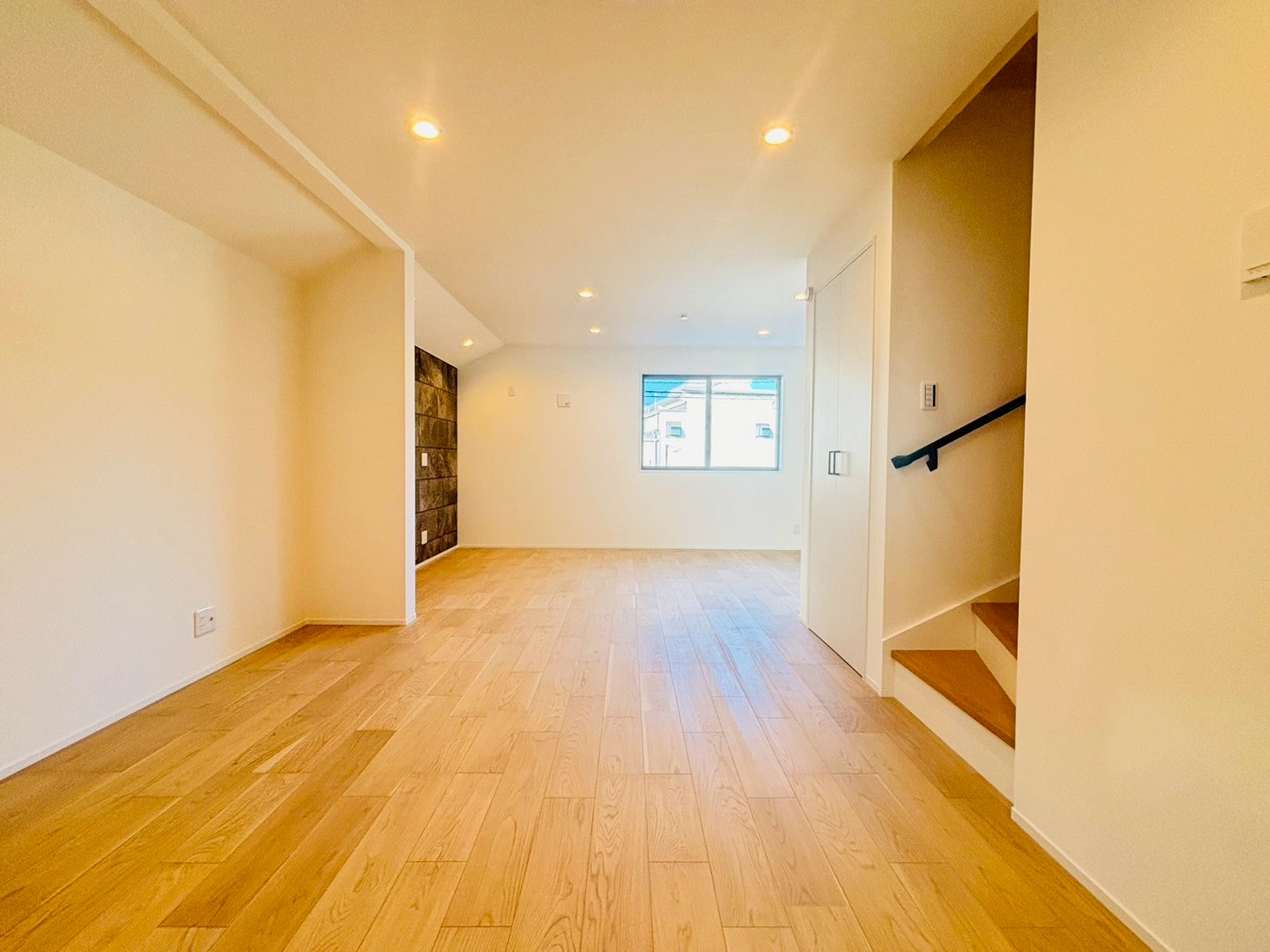 杉並区西荻北1丁目／新築一戸建て／9980万