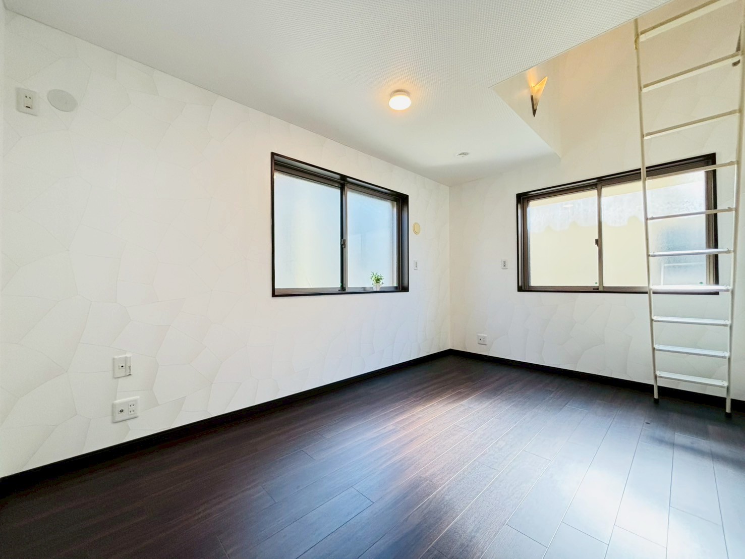 杉並区西荻北5丁目／中古一戸建て／7880万