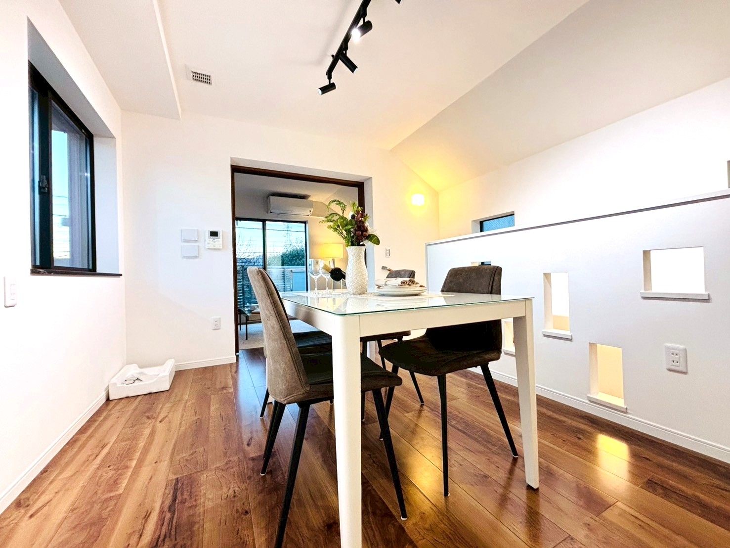 杉並区松庵1丁目／中古一戸建て／1億1250万