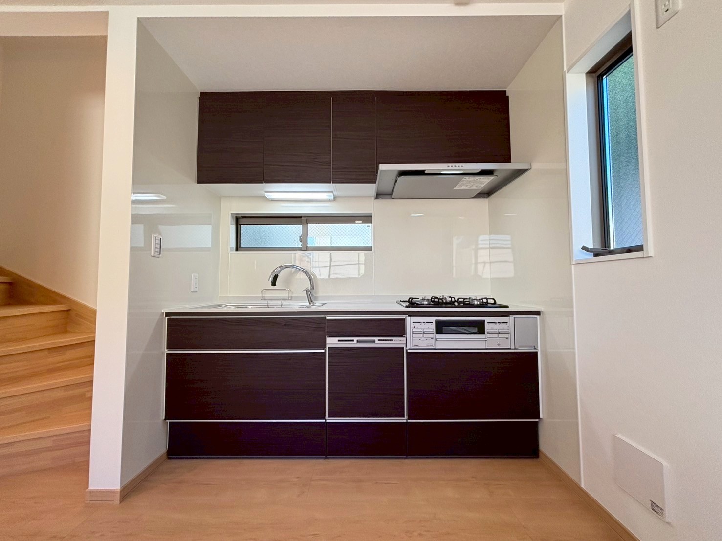 北区赤羽西3丁目／新築一戸建て／3780万