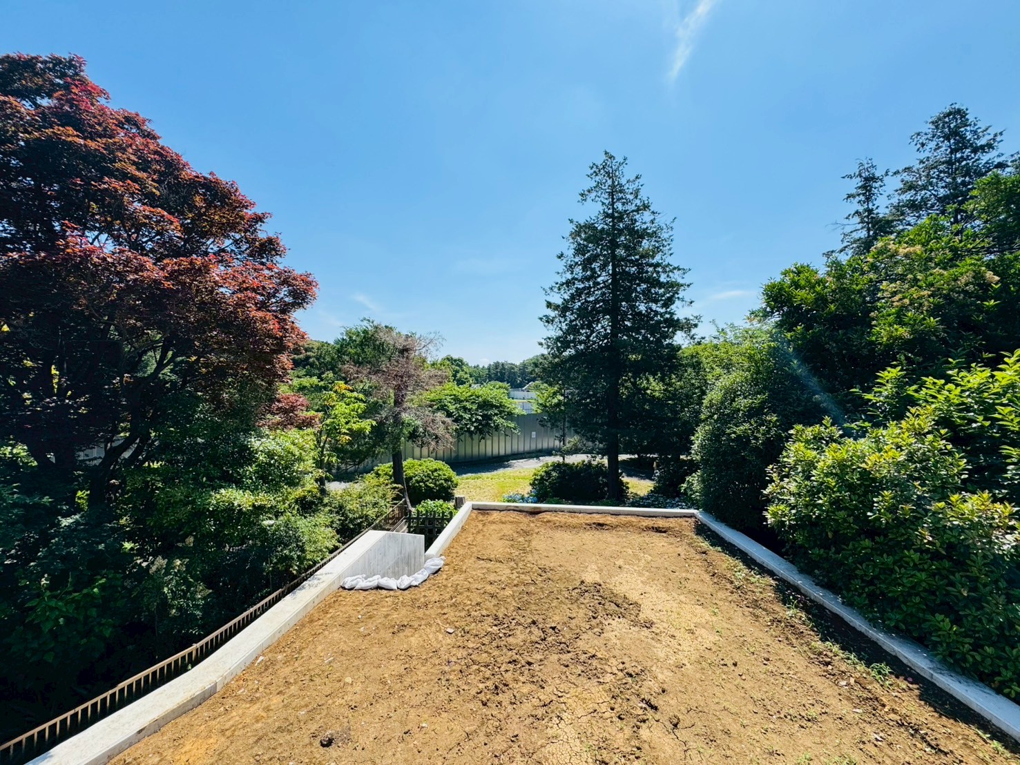 杉並区成田西3丁目／売地／2区画／8500万円