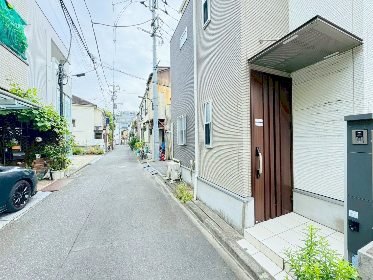新宿区南元町／中古一戸建て／9380万
