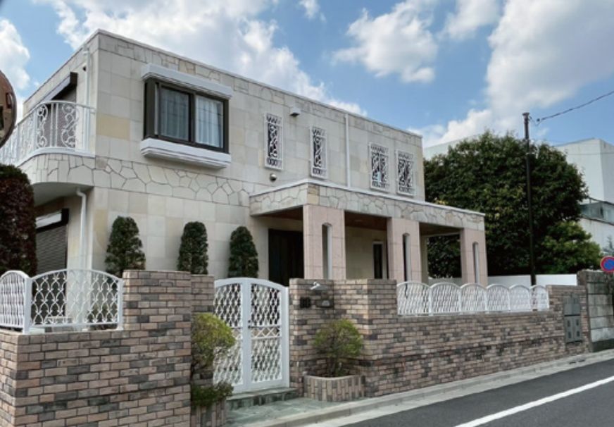 世田谷区成城5丁目　中古一戸建て